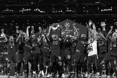 天空：水晶宫和马特塔谈续约，队内多名球员被其他球队盯上（天空：水晶宫商讨马特塔续约，多名球员成他队引援目标）