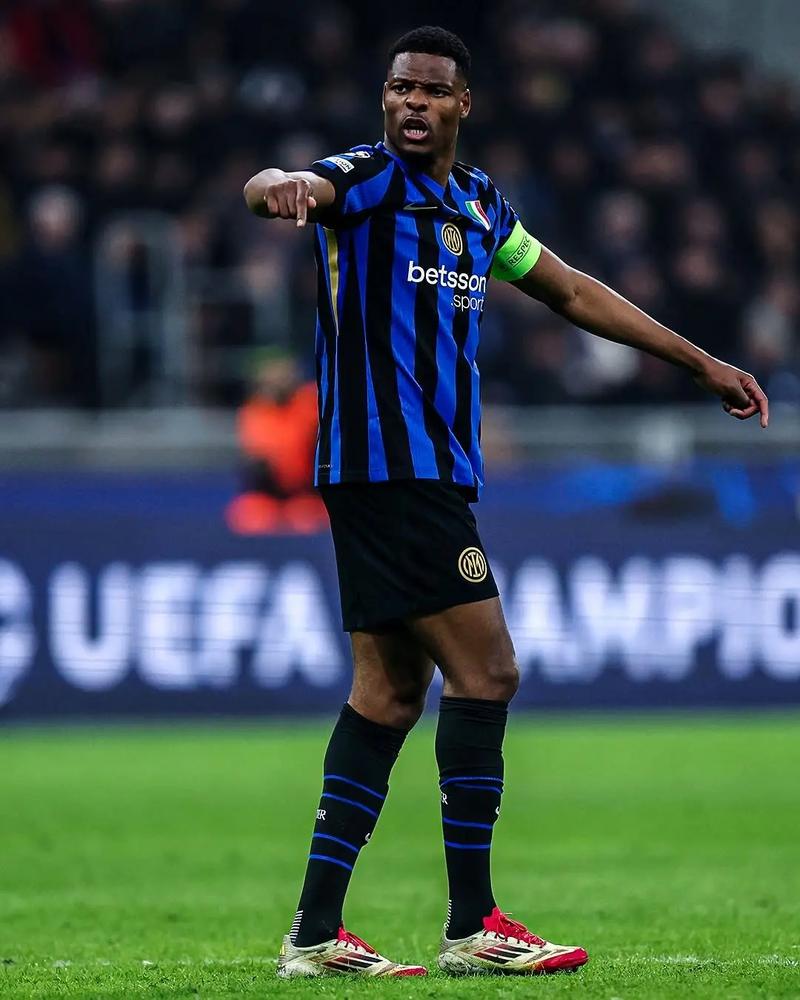 贝尔纳韦：我们差点赢了米兰；进球？这可能是我进过最漂亮的