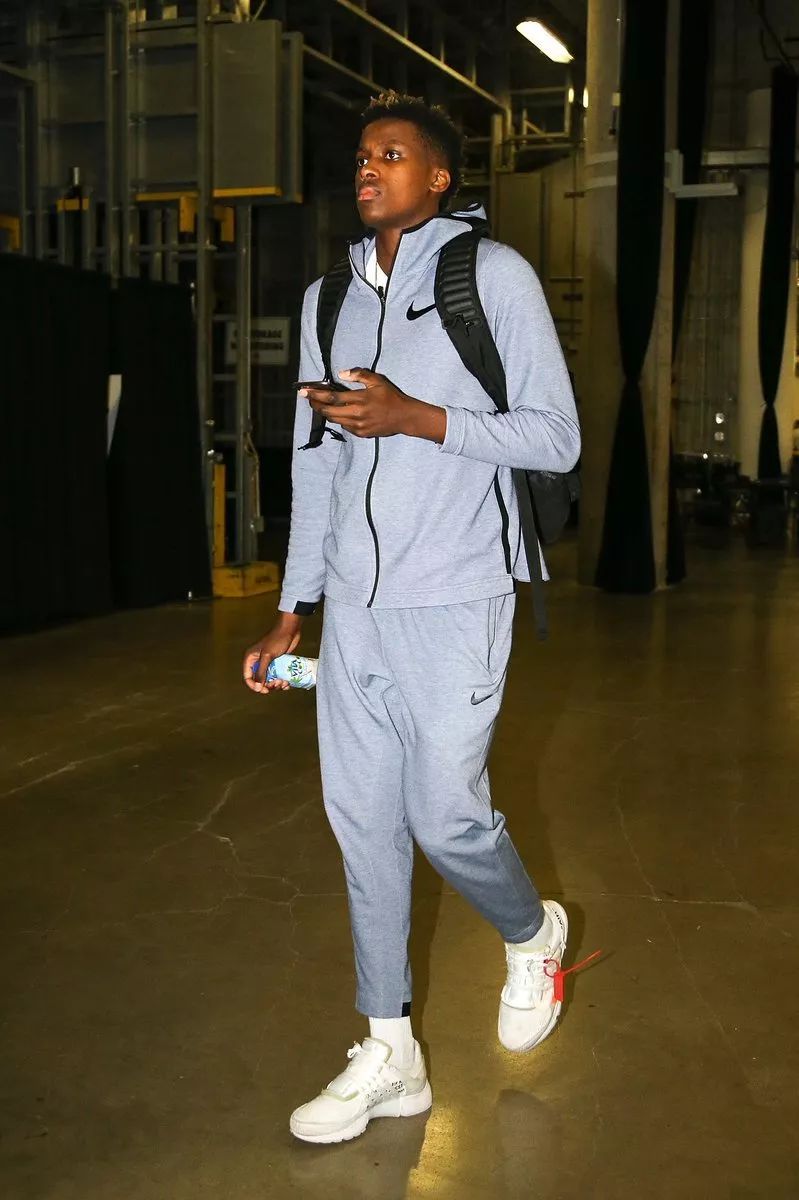 上海主帅战术布置引赞赏（上海主帅的战术安排获好评）