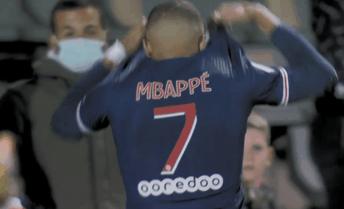 尤文客战紫百合大名单：伊尔迪兹领衔，凯利、卡瓦尔回归（尤文出征紫百合名单公布：伊尔迪兹担纲，凯利与卡瓦尔复出）