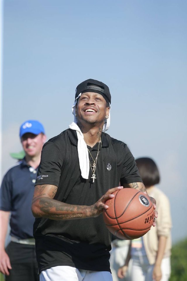 瓜帅麾下球员出场榜：B席421场居首，德布劳内381场次席（瓜迪奥拉执教期出场次数榜：B席以421场领跑，德布劳内381场位列第二）