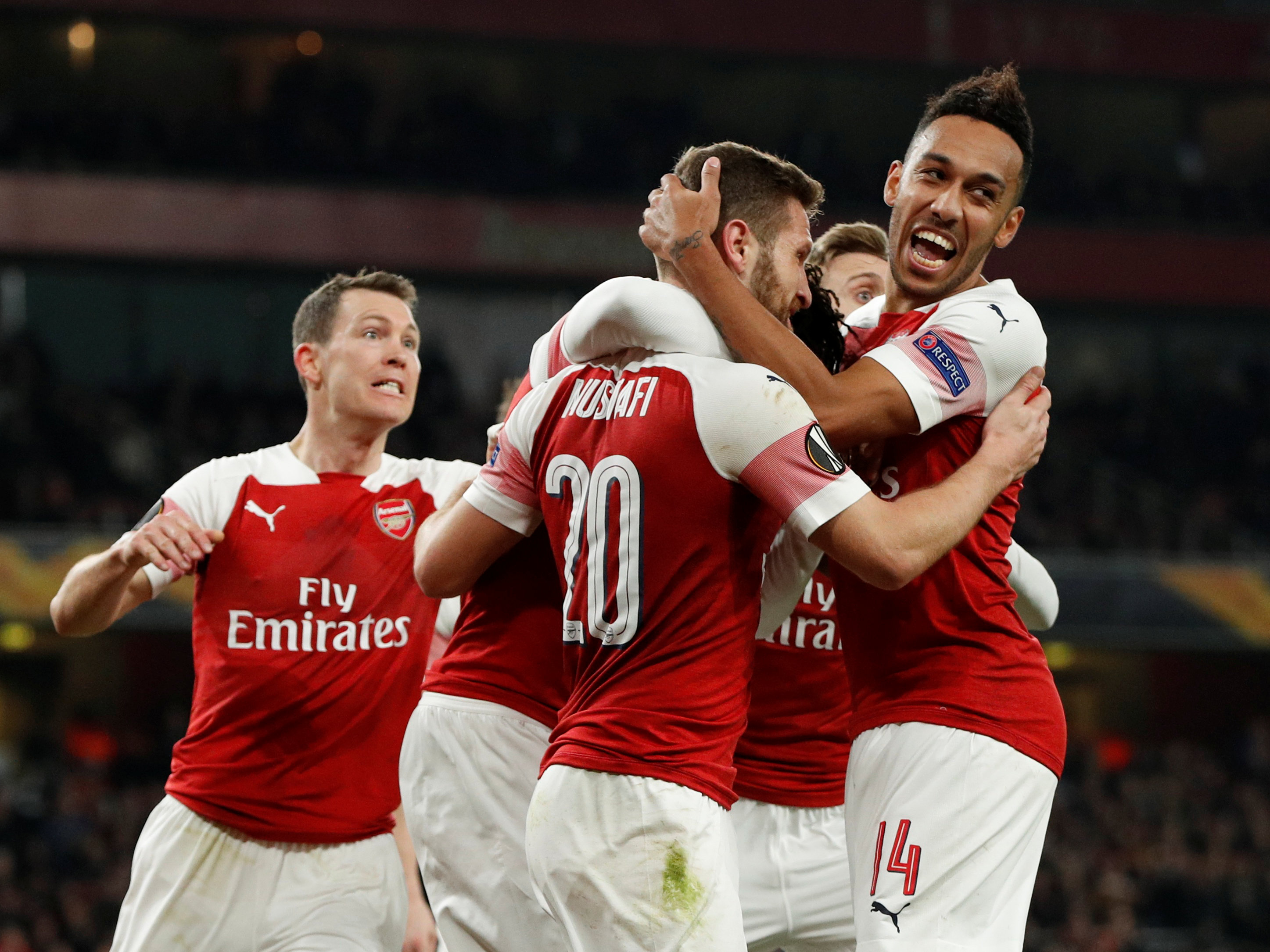 阿坎吉：我和比塞克换位？因为黄牌；齐沃带来的影响愈发明显（阿坎吉：与比塞克对调因黄牌，齐沃影响力日益凸显）