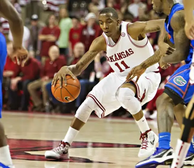 NBA球员专访：詹姆斯谈季后赛目标,（专访詹姆斯：畅谈季后赛目标与展望）