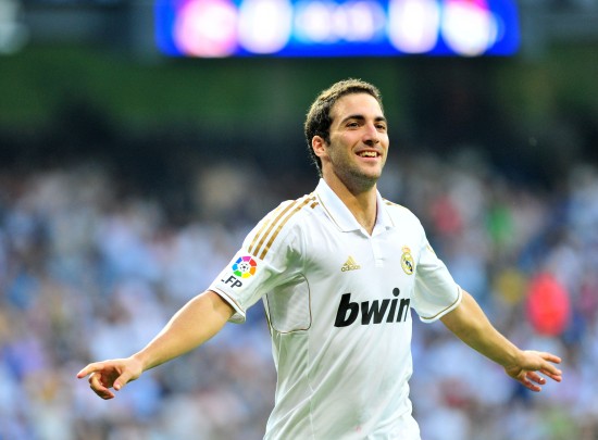 信使报：拜仁二队中场哈维尔-费尔南德斯已被推荐给拉齐奥（信使报称：拜仁二队中场哈维尔-费尔南德斯被推荐至拉齐奥）